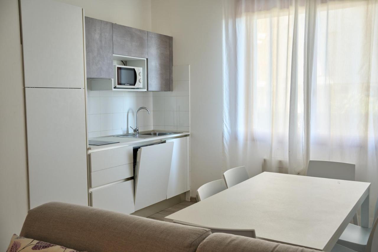 Appartamenti Diplomatic-Residence Fronte Mare-Piazza Torino-Лидо ди Йезоло Екстериор снимка