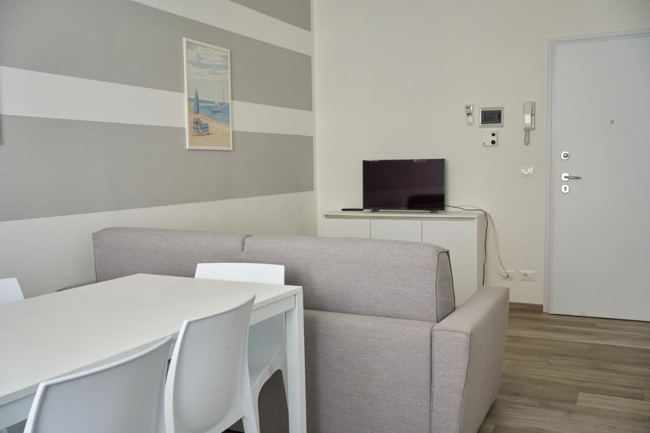 Appartamenti Diplomatic-Residence Fronte Mare-Piazza Torino-Лидо ди Йезоло Екстериор снимка